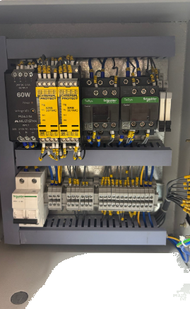 Safety control panel installed on a pharma line